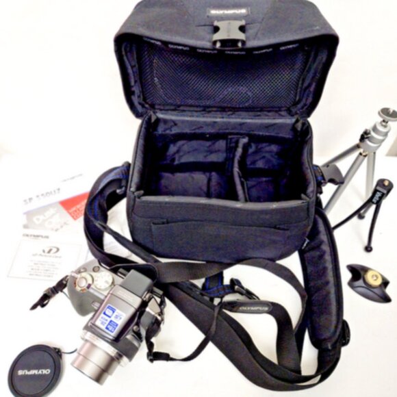 OLYMPUS SP-550UZ Digital Camera 7.1MP 28mm Wide Angle 18x OptZoom & Case… - Picture 11 of 13